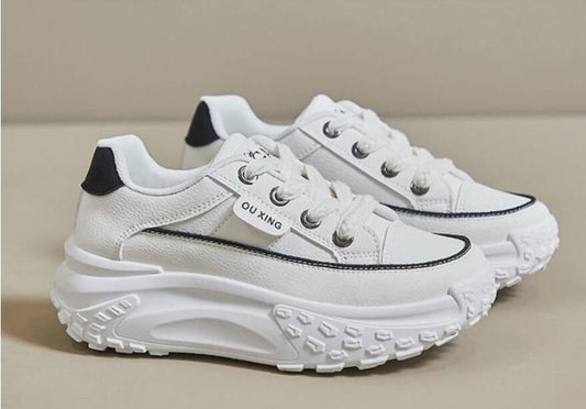 Women’s White Casual Sneakers – Stylish & Comfortable Lace-Up Shoes